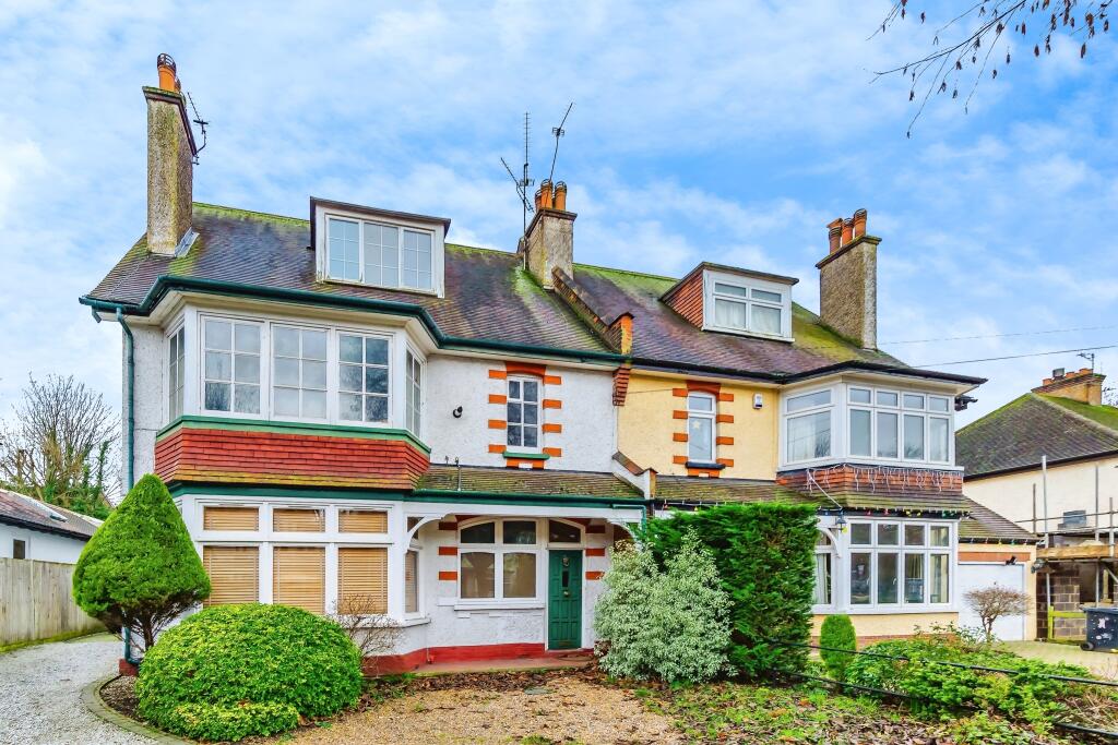 Additional image 3 of Birdhurst Gardens, South Croydon, CR2