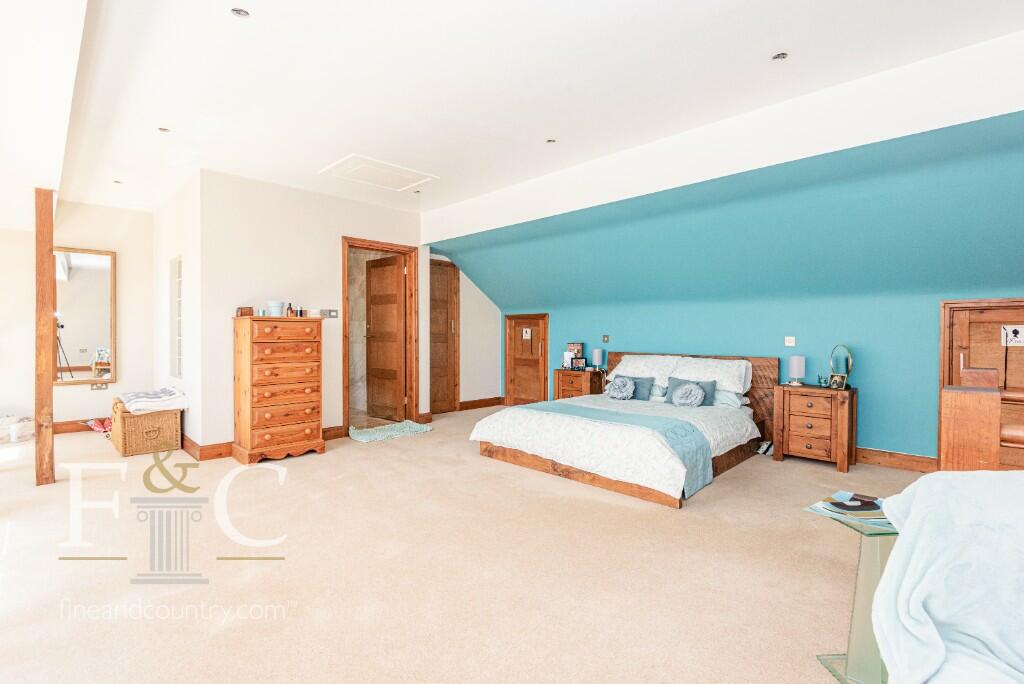 Additional image 18 of Hamlet Hill, Roydon