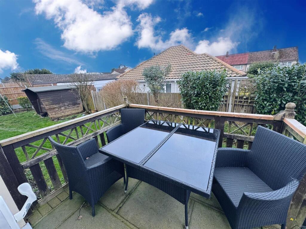 Additional image 30 of Ongar Road, Pilgrims Hatch, Brentwood