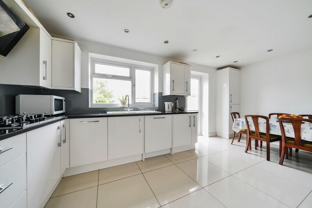 Additional image 13 of Bensham Manor Road, Thornton Heath