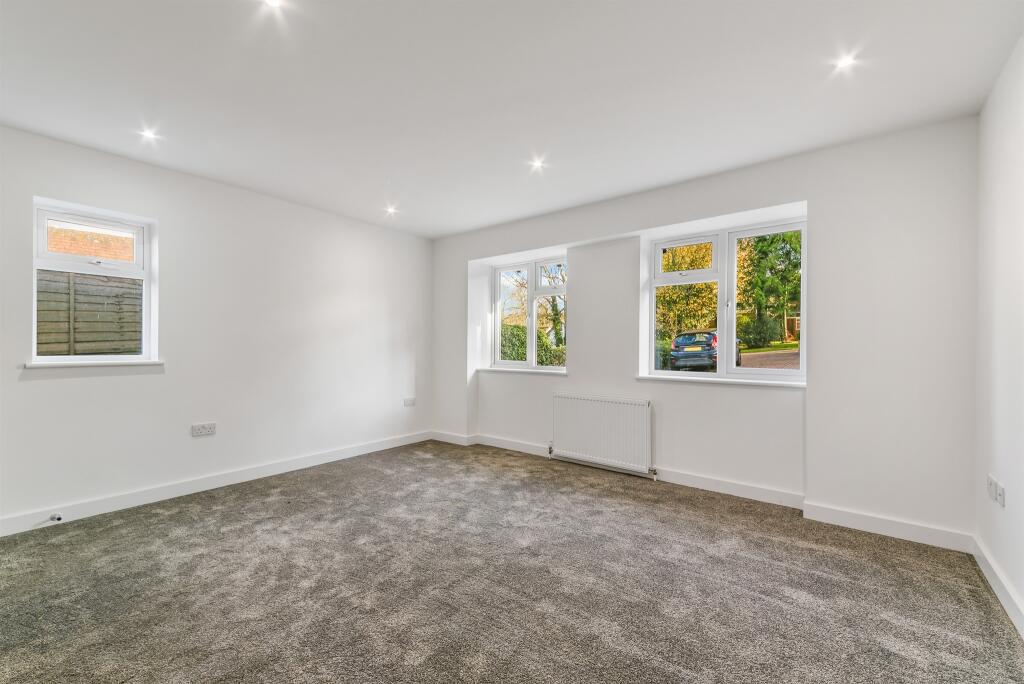 Additional image 9 of Kingswood Way, South Croydon