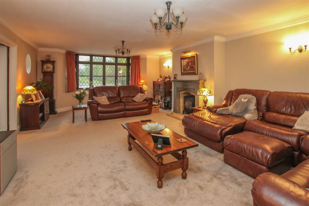 Additional image 7 of Nags Head Lane, Brentwood