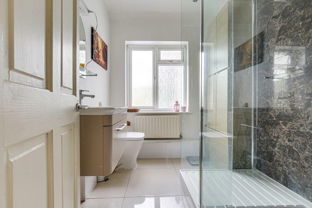 Additional image 18 of Arkwright Road, Sanderstead, CR2 0LL