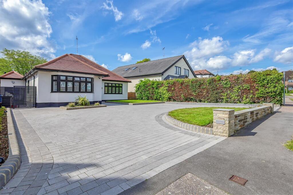 Additional image 32 of Newmans Drive, Hutton Burses