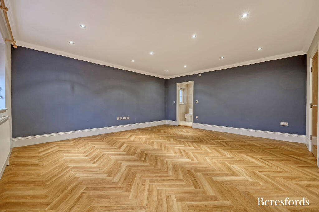 Additional image 32 of Worrin Place, Shenfield, CM15