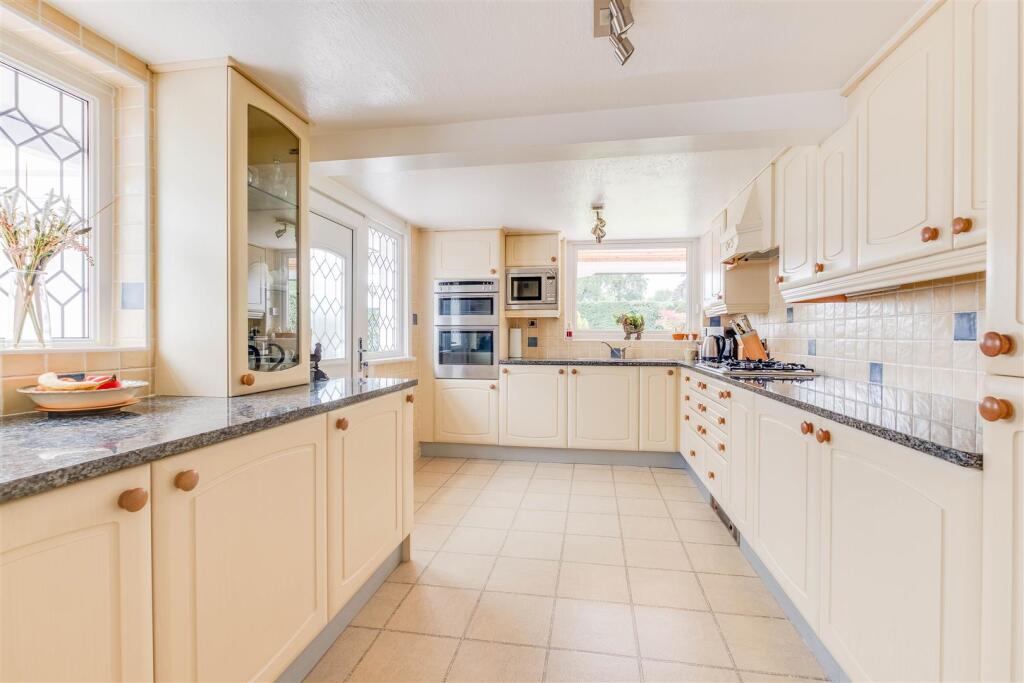 Additional image 8 of Hooton Road, Willaston, Neston