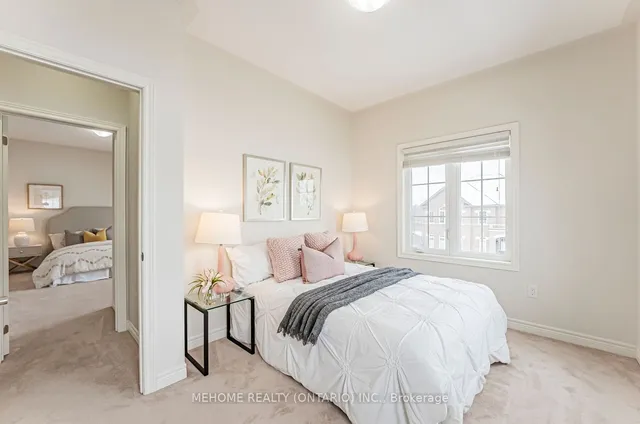 Additional image 28 of 351 Royal West Dr