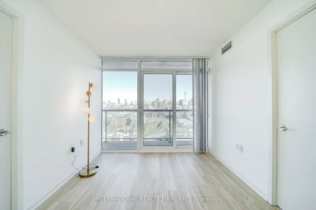 Additional image 5 of 36 Lisgar St Unit LPH16E