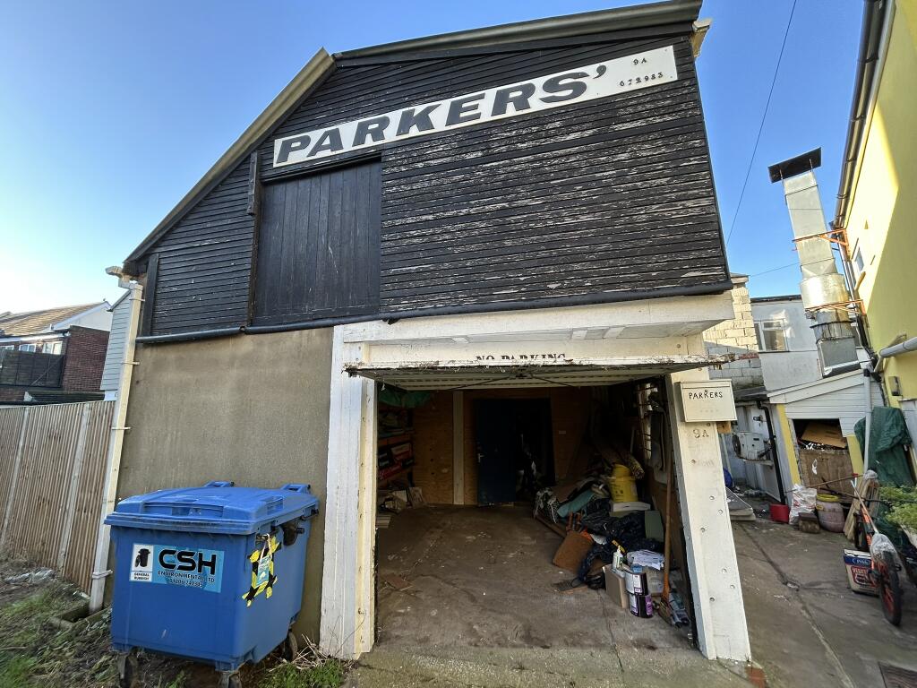 Additional image 2 of 9A, Old Pier Street, Walton on the Naze, Essex CO14 8AW