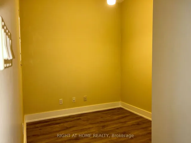 Additional image 19 of 66 Kippendavie Ave Unit 217