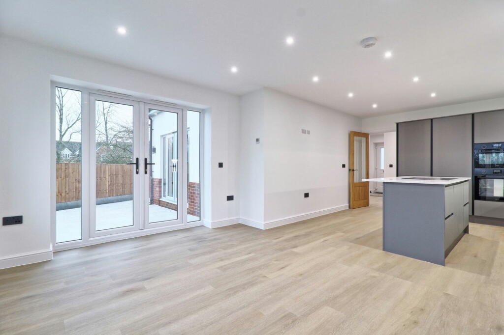 Additional image 9 of Thistley Green Road, Braintree, Essex, CM7 9SE