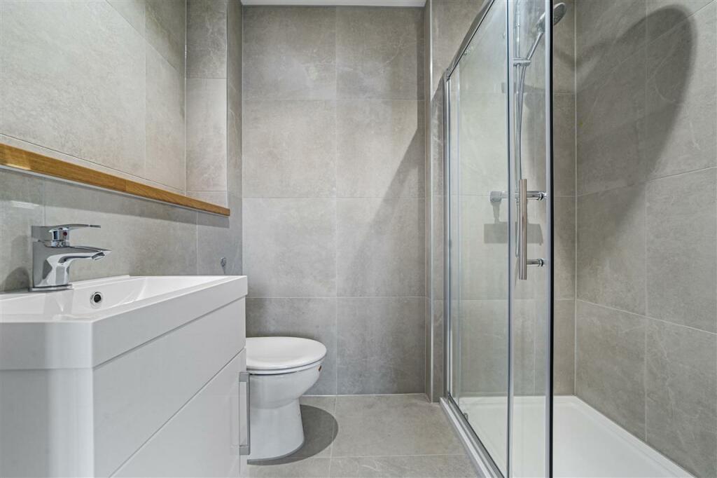 Additional image 9 of Luxury Bungalow Weavers Close, Brightlingsea