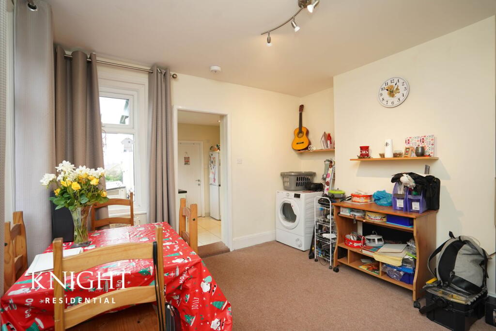 Additional image 11 of Bergholt Road, Colchester, CO4