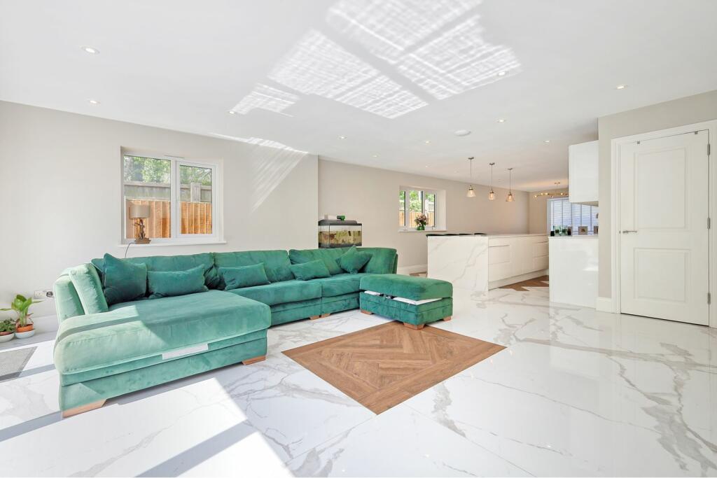 Additional image 2 of Ongar Road, Brentwood, CM15