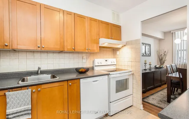 Additional image 18 of 551 The West Mall Unit 709