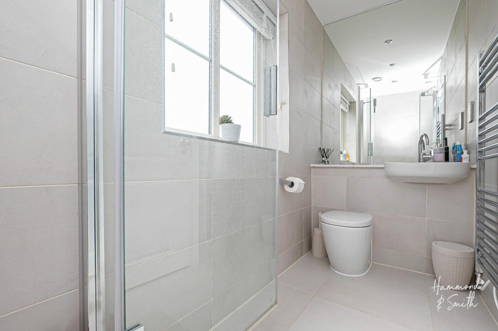 Additional image 21 of Buckingham Road, Epping, CM16