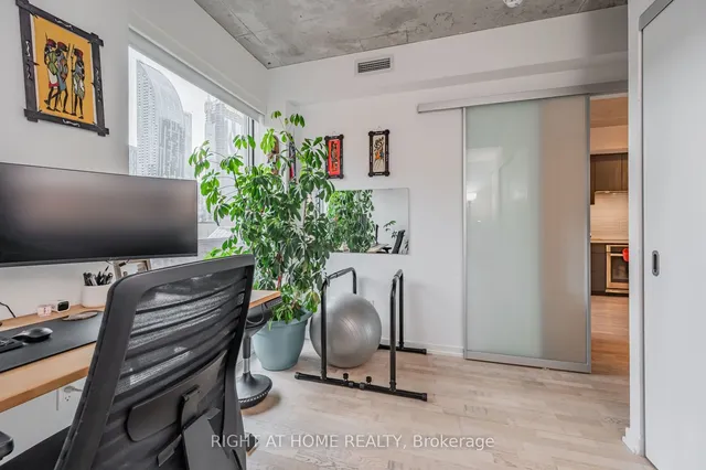 Additional image 18 of 60 Colborne St Unit 615