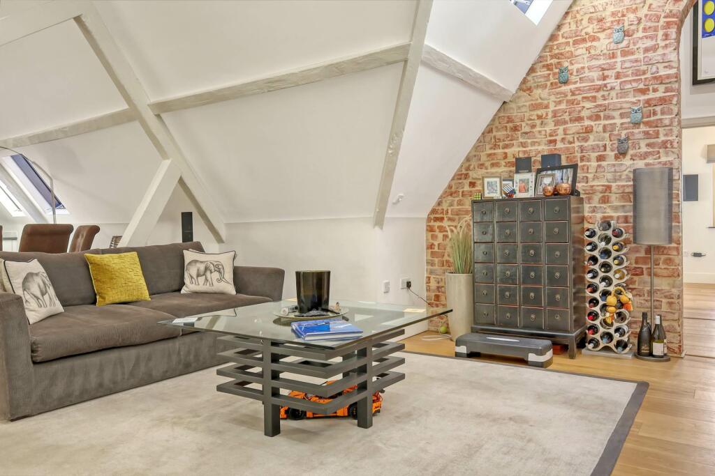 Additional image 7 of The Galleries, Brentwood