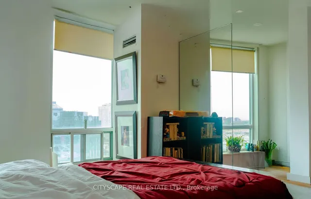 Additional image 9 of 61 Town Ctre Unit 2006