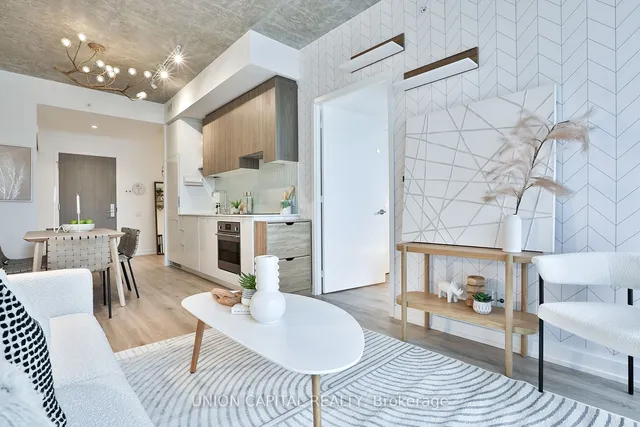 Additional image 12 of 161 Roehampton Ave Unit 203