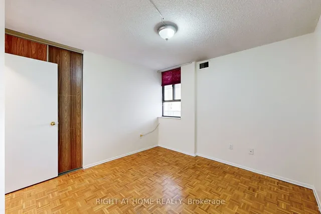 Additional image 26 of 4 Lisa St Unit 712