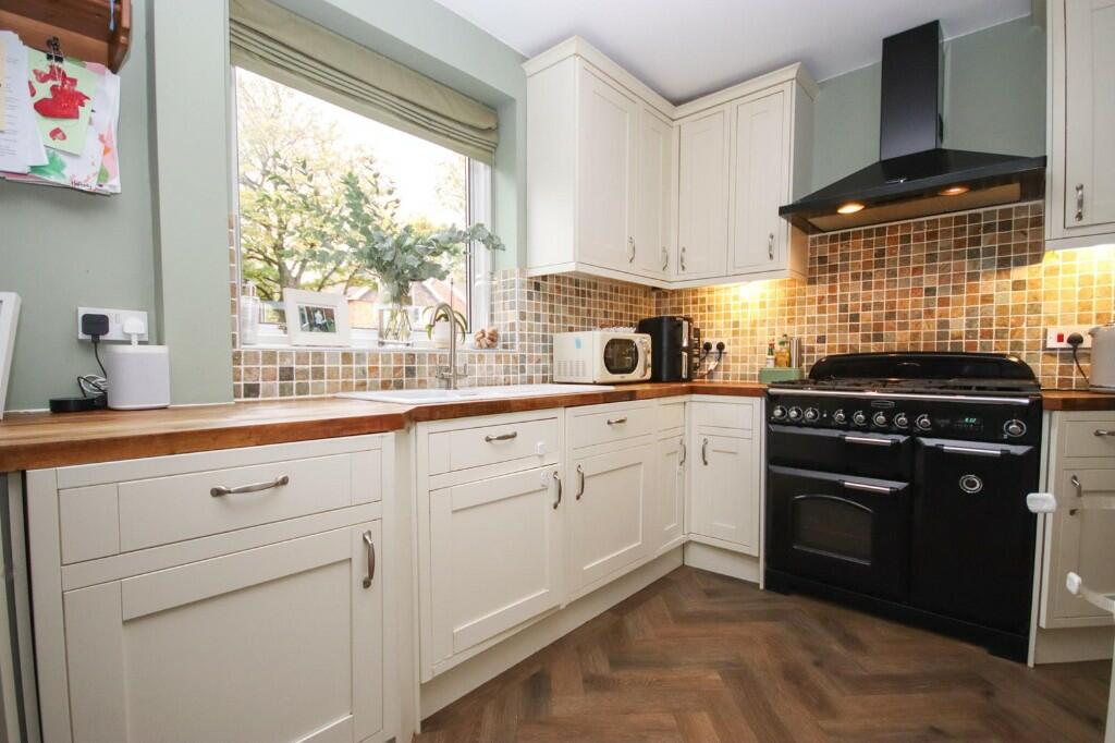 Additional image 7 of Princes Way, Hutton, Brentwood, Essex, CM13