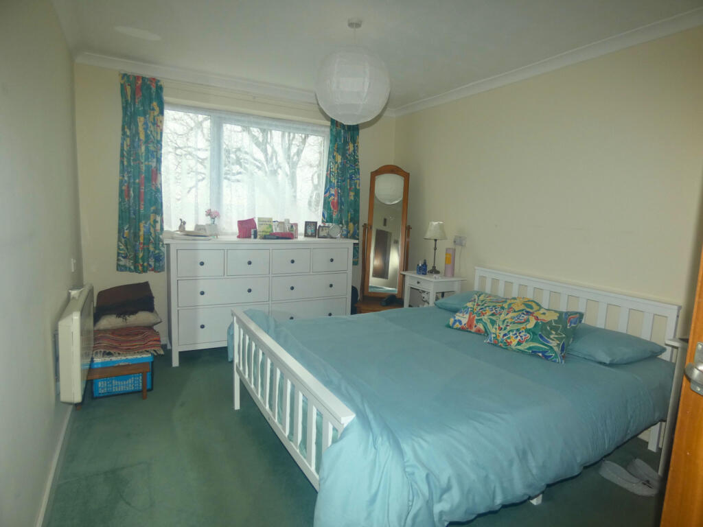 Additional image 6 of Victoria Esplanade, CO5 8DE