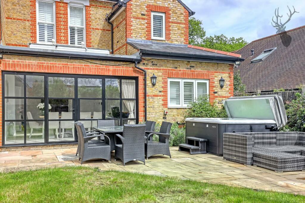 Additional image 20 of Coppice Row, Theydon Bois, Epping