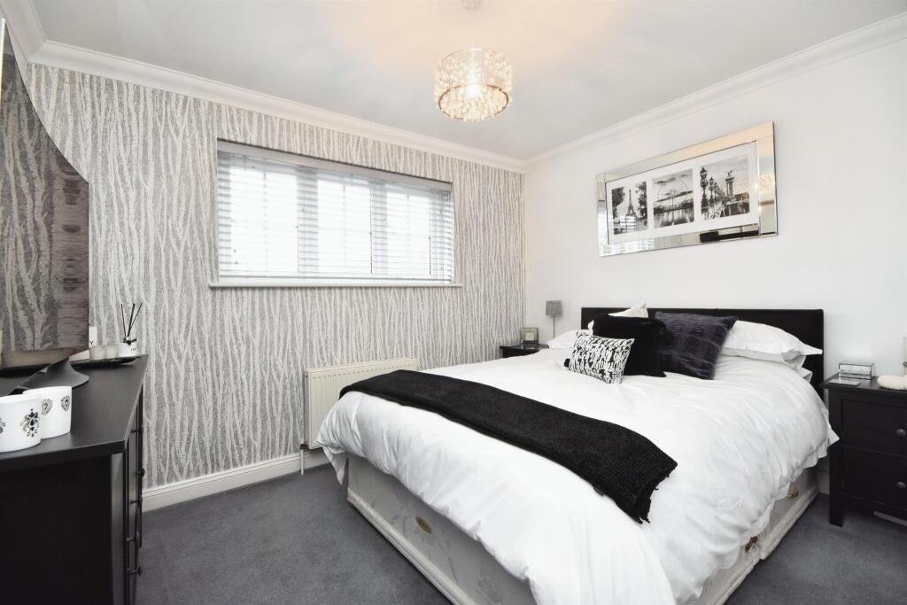 Additional image 9 of Noak Hill Road, Billericay