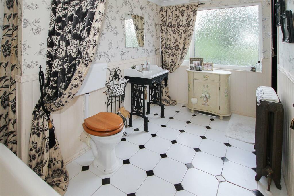 Additional image 21 of Blackmore Road, Doddinghurst, Brentwood