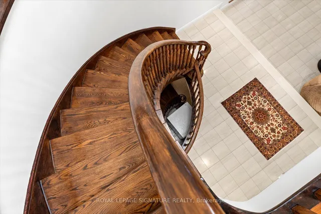 Additional image 33 of 89 Risebrough Ave