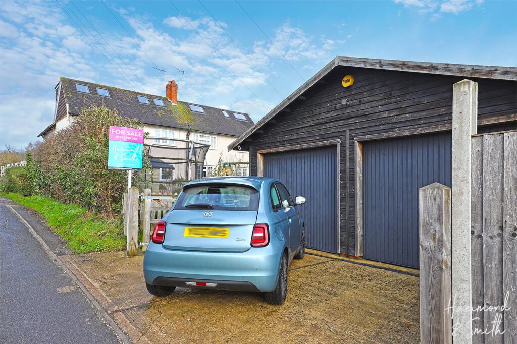 Additional image 23 of Red Oaks Mead, Theydon Bois, CM16