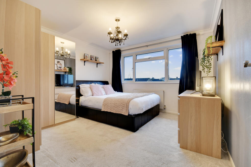 Additional image 10 of Great Cob, Springfield