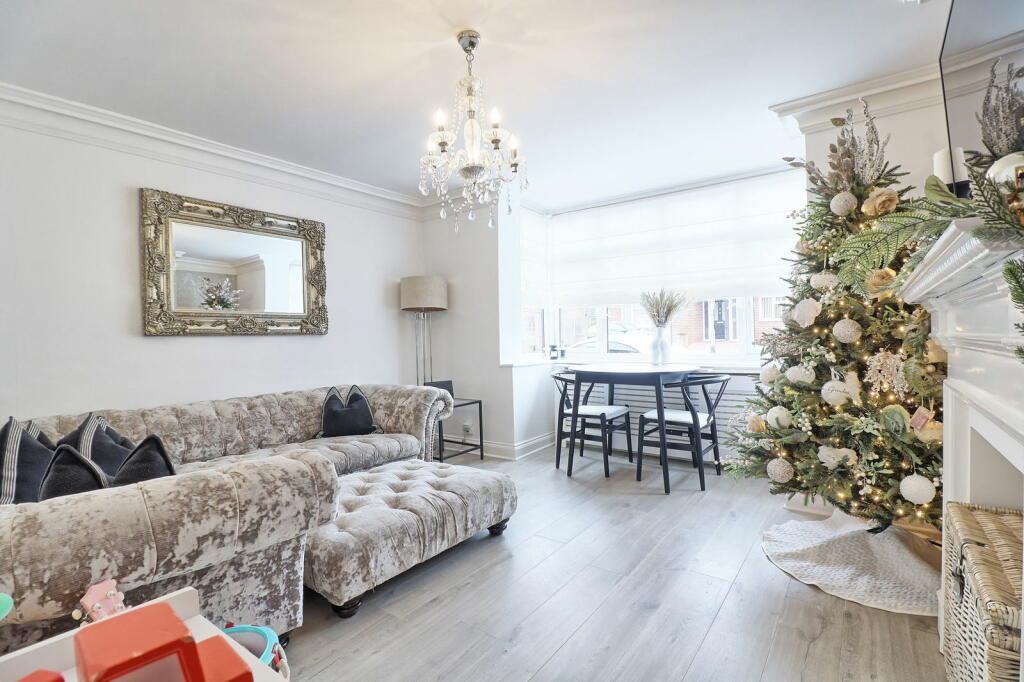 Additional image 5 of Essex Road, Burnham-on-crouch, CM0 8EQ