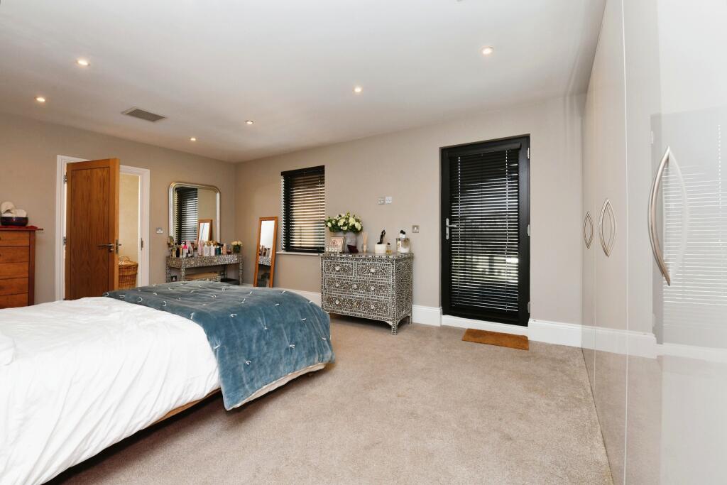 Additional image 9 of New Road, Brentwood, Essex, CM14