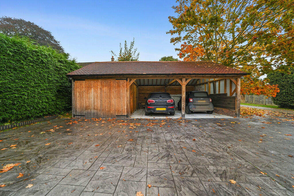 Additional image 4 of Ernalds Close, Earls Colne, Essex