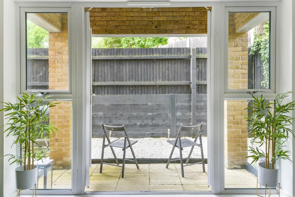 Additional image 16 of Selsdon Road, South Croydon