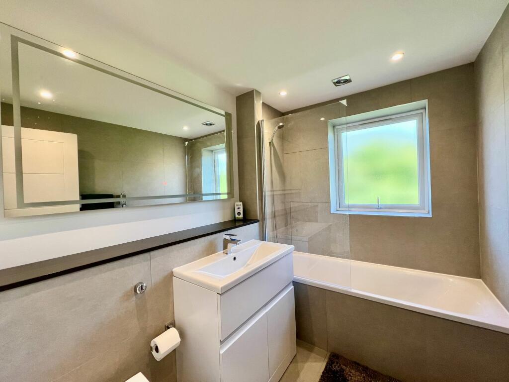 Additional image 14 of Kingsdown Avenue, South Croydon, CR2