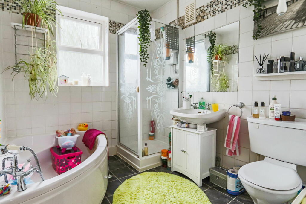 Additional image 8 of June Close,Coulsdon,CR5 2QR