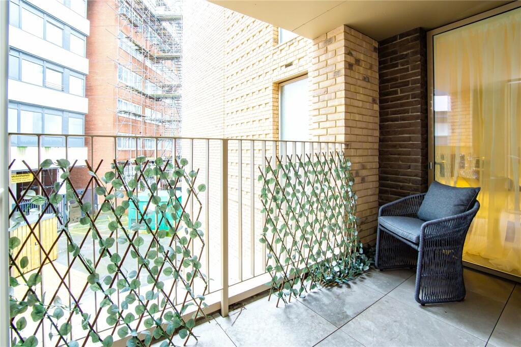 Additional image 17 of Scarbrook Road, Croydon, CR0