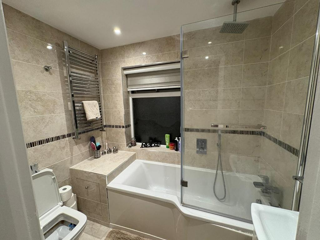 Additional image 10 of Sunnybank, Warlingham, Surrey, CR6 9SS