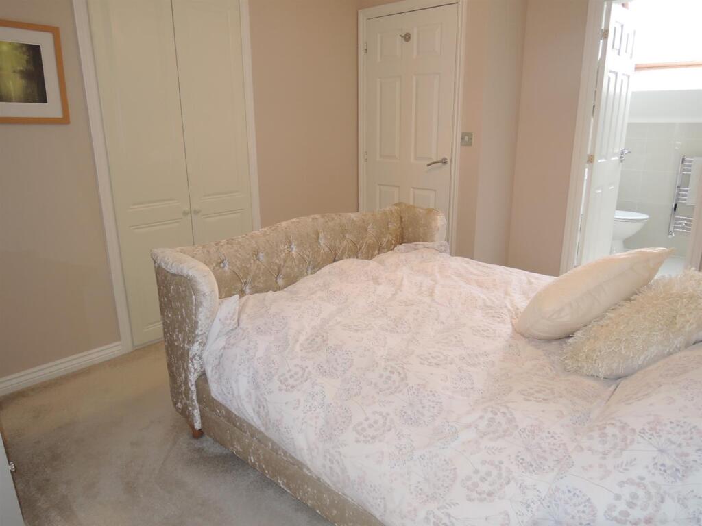 Additional image 21 of Hakewill Way, Colchester