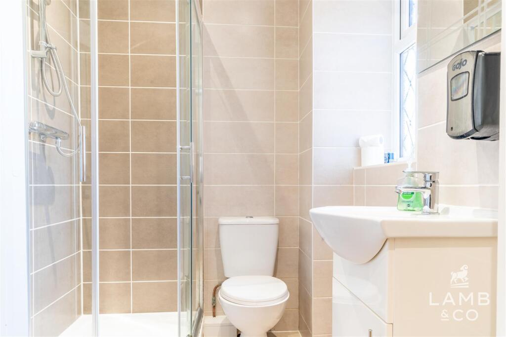 Additional image 6 of Seafront Position, Walton On The Naze