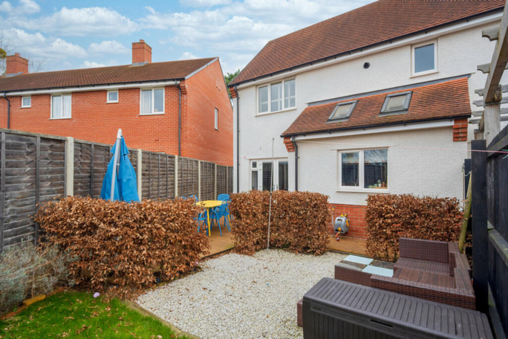 Additional image 18 of Willow Crescent, Colchester, CO4