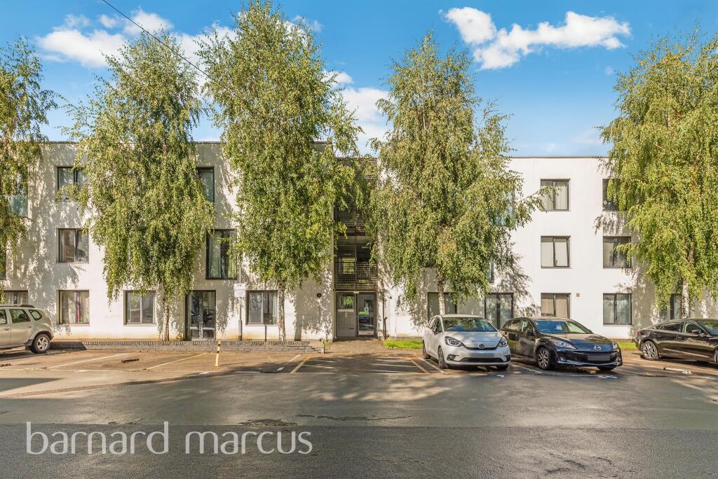 Additional image 9 of Godstone Road, WHYTELEAFE