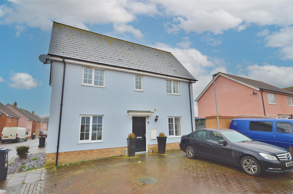 Primary image of Cross Road, Clacton-On-Sea