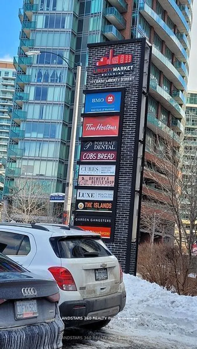 Additional image 14 of 49 East Liberty St Unit 2010