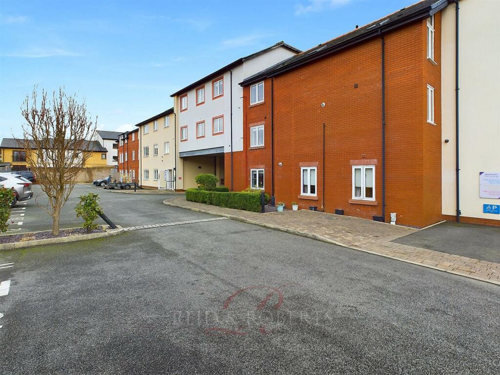 Additional image 18 of New Street, Mold