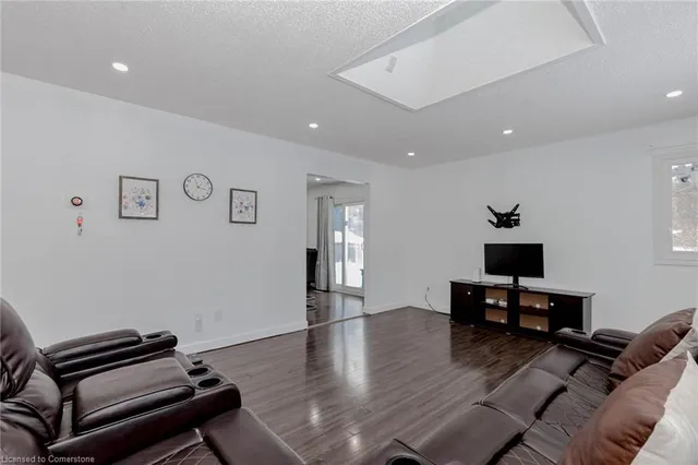 Additional image 16 of 85 High Acres Cres