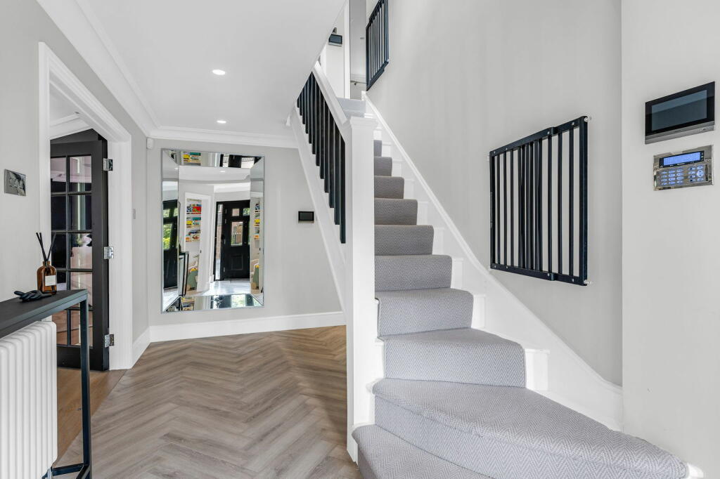 Additional image 9 of Longaford Way, Hutton Mount, Brentwood, CM13 2LT